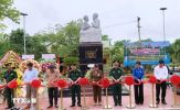 Khánh thành Tượng đài 'Bác Hồ với chiến sỹ biên phòng' ở vùng biên Đắk Lắk