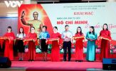 Triển lãm ảnh 'Hồ Chí Minh đẹp nhất tên Người' tại Đắk Lắk