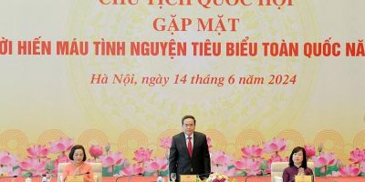 Chủ tịch Quốc hội Trần Thanh Mẫn gặp mặt 100 người hiến máu tình nguyện tiêu biểu toàn quốc