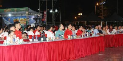 Sôi động đêm giao lưu của người hâm mộ Hà Tĩnh với bình luận viên Quang Tùng
