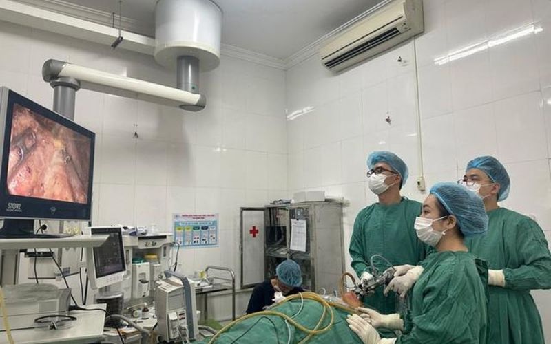 Bệnh viện Nội tiết Nghệ An tiên phong trong phẫu thuật ung thư tuyến giáp qua đường miệng