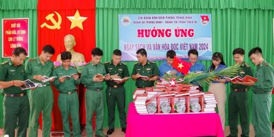 Biên phòng Sóc Trăng nhiều hoạt động hưởng ứng Ngày Sách Việt Nam