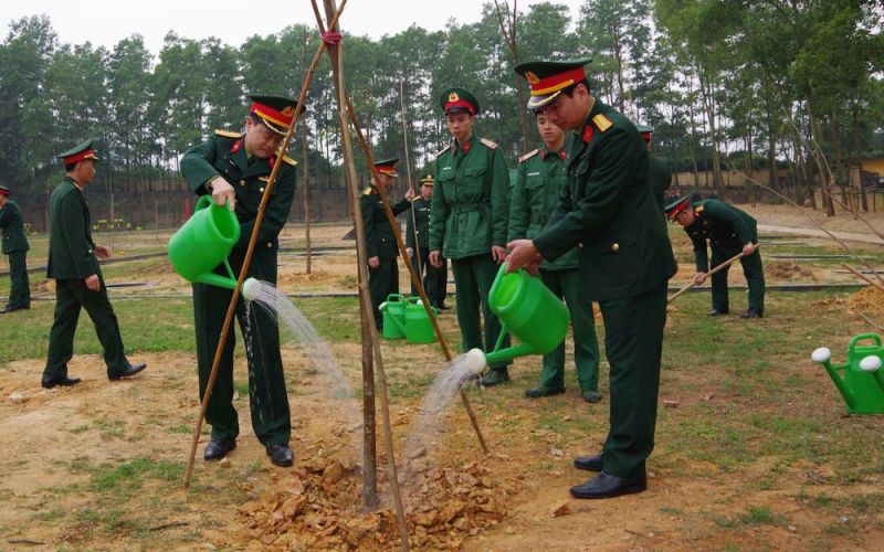 Bộ Chỉ huy quân sự tỉnh Hải Dương phấn đấu trồng trên 6.000 cây xanh