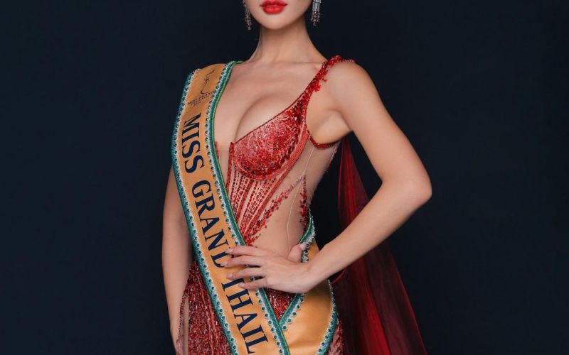 Hoa hậu Hòa bình Thái Lan 2024 gây tranh cãi vì chỉ cao 1,65 m