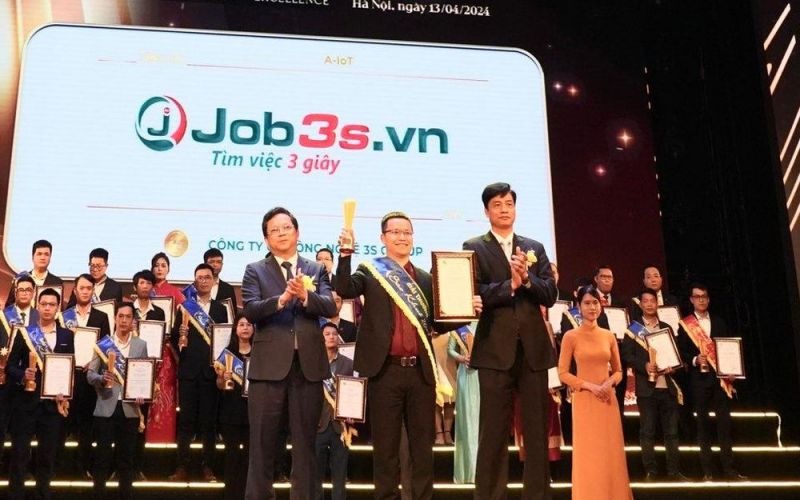 Job3s.vn nâng tầm vị thế sau khi nhận Giải thưởng Sao Khuê 2024