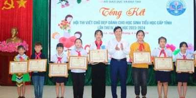 Ngành giáo dục Sơn La trao 171 giải cho học sinh tại Hội thi viết chữ đẹp