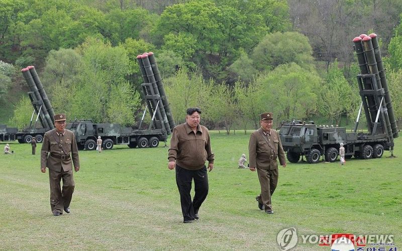 Nhà lãnh đạo Triều Tiên chỉ đạo tập trận đáp trả tấn công hạt nhân