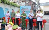 Phòng Cảnh sát Hình sự phối hợp xây dựng 'tuyến hẻm xanh sạch' ở hẻm 42 Trần Đình Xu