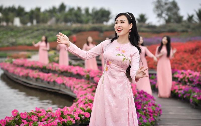Sao Mai Khánh Ly hát 'Tình ca mùa xuân', thổi hồn mới cho ca khúc 46 tuổi