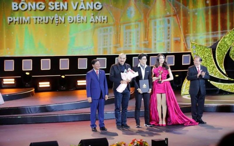 Tro tàn rực rỡ đoạt Bông Sen Vàng Liên hoan Phim Việt Nam lần thứ 23