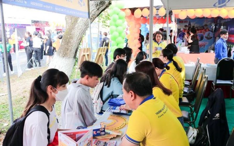 Trường ĐH Mở TP.Hồ Chí Minh dành học bổng 40 tỷ đồng cho tân sinh viên